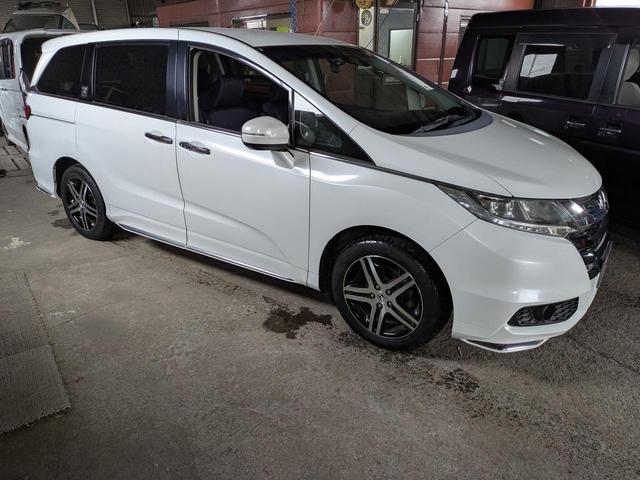 オデッセイ アブソルート・２０ｔｈアニバーサリー　４ＷＤ　９インチナビ　ＴＶ　カメラ（4枚目）