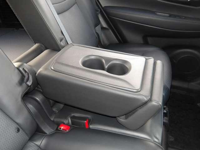 エクストレイル ２．０　２０Ｘｉ　２列車　４ＷＤ　プロパイロット　社外メモリーナビ　アラウ（8枚目）