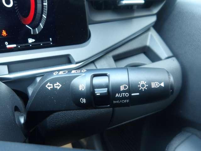 オーラ 1.2 G FOUR レザーエディション 4WD 当社試乗車アップ アラウンドビューモニタ(14枚目)