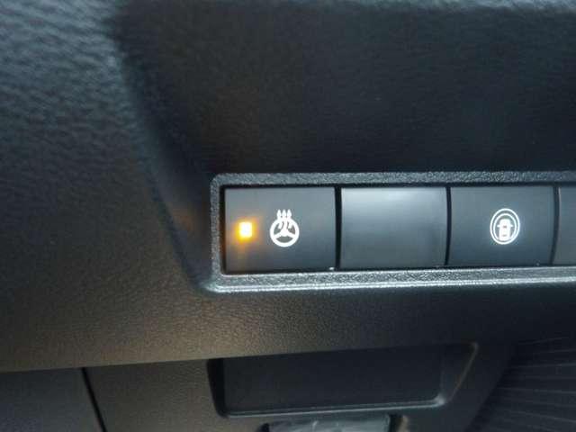 オーラ 1.2 G FOUR レザーエディション 4WD 当社試乗車アップ アラウンドビューモニタ(15枚目)