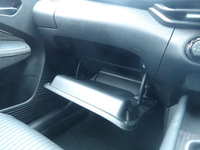 オーラ 1.2 G FOUR レザーエディション 4WD 当社試乗車アップ アラウンドビューモニタ(20枚目)