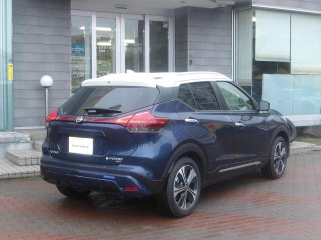 キックス １．２　Ｘ　ＦＯＵＲ　（ｅ－ＰＯＷＥＲ）　４ＷＤ　当社試乗車アップ　令和７年１月登録車　プロ（3枚目）