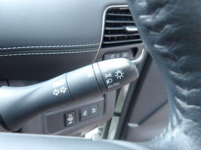 セレナ 2.0 ハイウェイスター Vセレクション 4WD プロパイロット(8枚目)