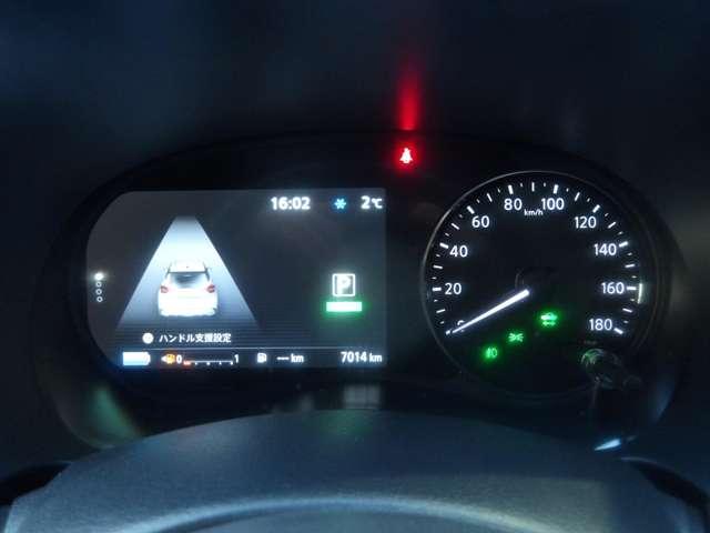 キックス １．２　Ｘ　ＦＯＵＲ　９０周年記念車　（ｅ－ＰＯＷＥＲ）　４ＷＤ　当社社用車アップ　プロパイロット（4枚目）