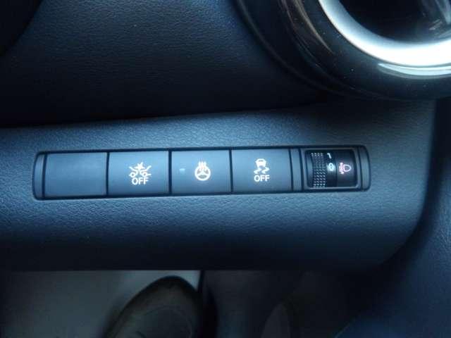 キックス １．２　Ｘ　ＦＯＵＲ　９０周年記念車　（ｅ－ＰＯＷＥＲ）　４ＷＤ　当社社用車アップ　プロパイロット（8枚目）