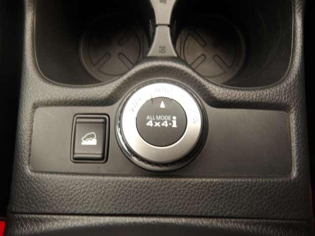 エクストレイル ２．０　２０Ｓ　Ｖセレクション　２列車　４ＷＤ　２０Ｓ　Ｖセレクション　社外ナビゲーション（9枚目）
