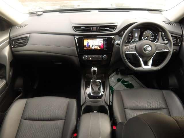 エクストレイル ２．０　２０Ｓ　Ｖセレクション　２列車　４ＷＤ　２０Ｓ　Ｖセレクション　社外ナビゲーション（18枚目）