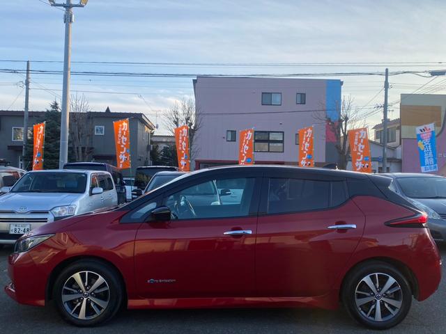 リーフ Ｘ　プロパイロット　シートヒーター　ＬＥＤヘッドライト　９インチナビ　　アラウンドビューモニター　ＥＴＣ　電気自動車（7枚目）