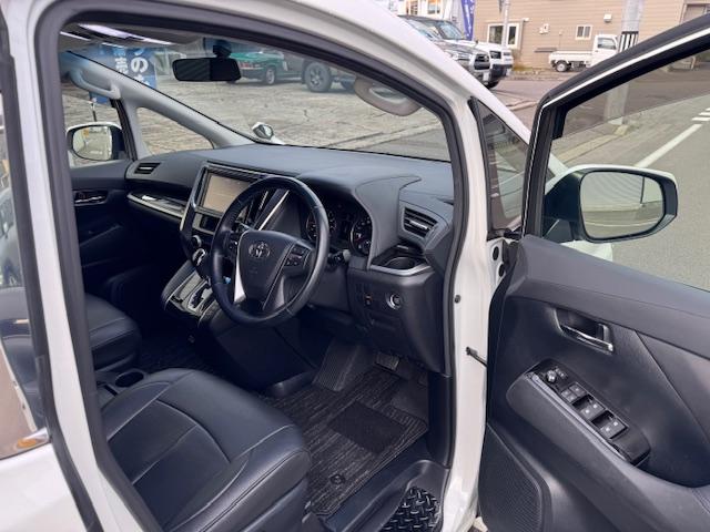 ヴェルファイア 2.5Z モデリスタエアロ work20インチ 両側パワースライドドア ナビ/フルセグTV Bluetooth接続 バックカメラ オートブレーキホールド フリップダウンモニター 後席オットマン シートカバー(13枚目)