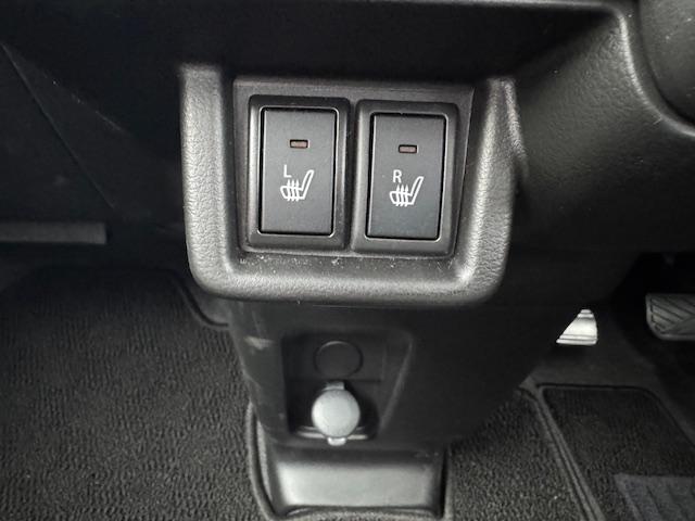 スペーシア ハイブリッドＸ　スズキセーフティサポート　全方位モニター　両側パワースライドドア　衝突軽減ブレーキ　シートヒーター（17枚目）