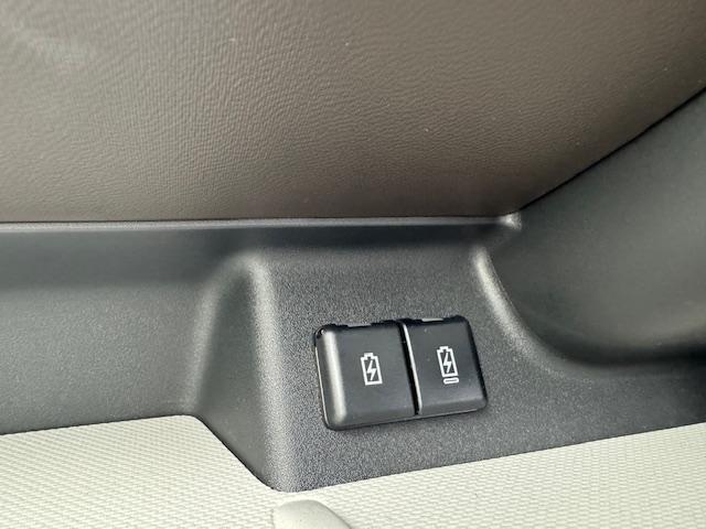 スペーシア ハイブリッドＸ　スズキセーフティサポート　全方位モニター　両側パワースライドドア　衝突軽減ブレーキ　シートヒーター（18枚目）