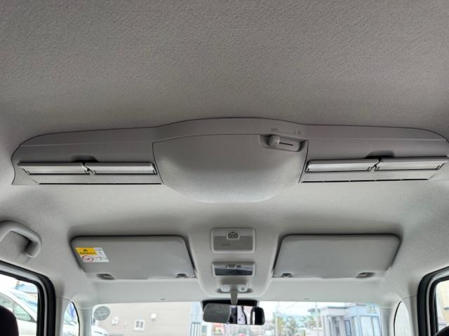 スペーシア ハイブリッドＸ　スズキセーフティサポート　全方位モニター　両側パワースライドドア　衝突軽減ブレーキ　シートヒーター（22枚目）