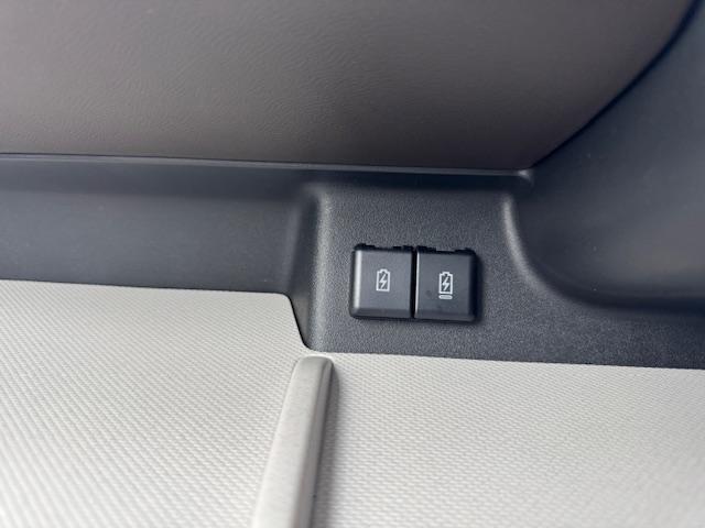 スペーシア ハイブリッドX スズキセーフティサポート 全方位モニター 両側パワースライドドア 衝突軽減ブレーキ シートヒーター(17枚目)