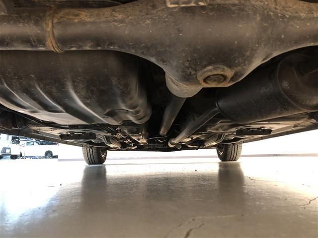 ルーミー Ｘ　Ｓ　ウォークスルー　衝突軽減システム　ＥＳＣ　バックカメラ　アイドリングストップ　ＤＶＤ再生　４ＷＤ　盗難防止システム　ワンセグ　ＡＢＳ　ＥＴＣ　エアコン　スマートキー　メモリーナビ　ナビ＆ＴＶ（9枚目）