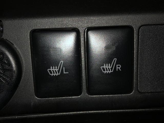 ルーミー Ｘ　Ｓ　ウォークスルー　衝突軽減システム　ＥＳＣ　バックカメラ　アイドリングストップ　ＤＶＤ再生　４ＷＤ　盗難防止システム　ワンセグ　ＡＢＳ　ＥＴＣ　エアコン　スマートキー　メモリーナビ　ナビ＆ＴＶ（24枚目）