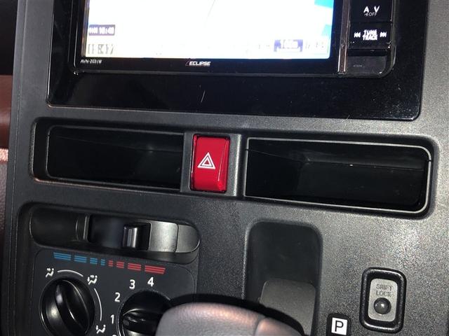 ルーミー Ｘ　Ｓ　ウォークスルー　衝突軽減システム　ＥＳＣ　バックカメラ　アイドリングストップ　ＤＶＤ再生　４ＷＤ　盗難防止システム　ワンセグ　ＡＢＳ　ＥＴＣ　エアコン　スマートキー　メモリーナビ　ナビ＆ＴＶ（29枚目）