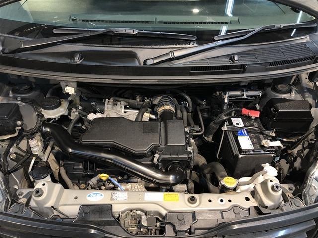 ルーミー Ｘ　Ｓ　ウォークスルー　衝突軽減システム　ＥＳＣ　バックカメラ　アイドリングストップ　ＤＶＤ再生　４ＷＤ　盗難防止システム　ワンセグ　ＡＢＳ　ＥＴＣ　エアコン　スマートキー　メモリーナビ　ナビ＆ＴＶ（40枚目）