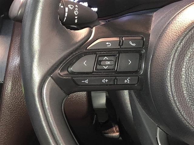 ヤリスクロス ハイブリッドＺ　クルーズＣ　横滑防止装置　リアカメラ　フルセグ地デジ　ＬＥＤライト　メモリーナビゲーション　ナビ＆ＴＶ　盗難防止装置　電動シート　ＡＷ　キーレス　寒冷地仕様　スマートキー　ＡＢＳ　４ＷＤ　エアバッグ（17枚目）