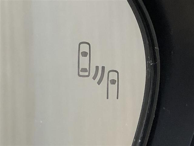 ヤリスクロス ハイブリッドＺ　クルーズＣ　横滑防止装置　リアカメラ　フルセグ地デジ　ＬＥＤライト　メモリーナビゲーション　ナビ＆ＴＶ　盗難防止装置　電動シート　ＡＷ　キーレス　寒冷地仕様　スマートキー　ＡＢＳ　４ＷＤ　エアバッグ（38枚目）