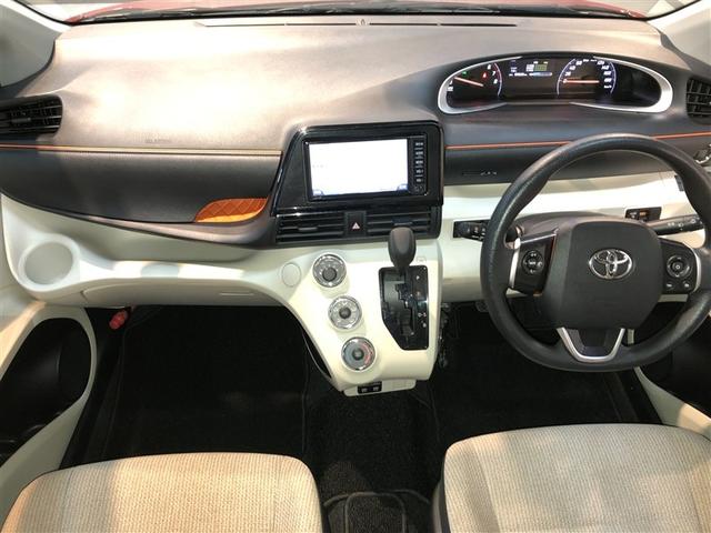 シエンタ Ｘ　ＶＳＣ　パワーウインドウ　寒冷地仕様車　キーレスエントリー　パワーステアリング　マニュアルエアコン　アルミホイール　ワンセグＴＶ　衝突被害軽減ブレーキ　４ＷＤ　バックカメラ　スマートキー　ＥＴＣ（2枚目）