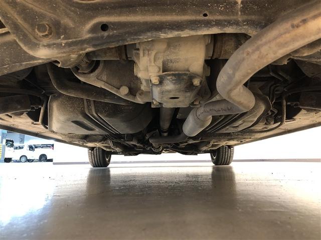 シエンタ Ｘ　ＶＳＣ　パワーウインドウ　寒冷地仕様車　キーレスエントリー　パワーステアリング　マニュアルエアコン　アルミホイール　ワンセグＴＶ　衝突被害軽減ブレーキ　４ＷＤ　バックカメラ　スマートキー　ＥＴＣ（9枚目）