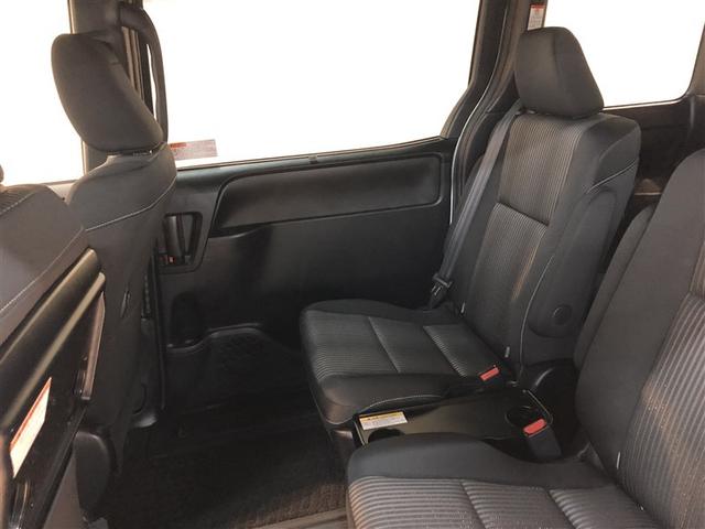 ノア Ｓｉ　フルタイム４ＷＤ　ナビ＆ＴＶ　リアクーラー　ＬＥＤヘッドライト　スマートキー　クルーズコントロール　フルセグ　ＥＳＣ　フルフラット　寒冷地仕様車　３列シート　ＥＴＣ車載器　ＤＶＤ　片側電動スライドドア（11枚目）