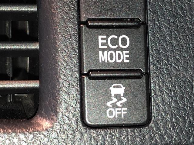 ノア Ｓｉ　フルタイム４ＷＤ　ナビ＆ＴＶ　リアクーラー　ＬＥＤヘッドライト　スマートキー　クルーズコントロール　フルセグ　ＥＳＣ　フルフラット　寒冷地仕様車　３列シート　ＥＴＣ車載器　ＤＶＤ　片側電動スライドドア（28枚目）