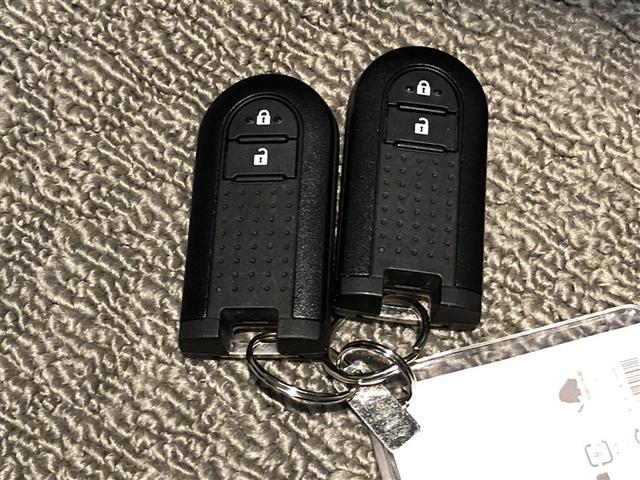 パッソ Ｘ　Ｌパッケージ　衝突回避支援　フルセグＴＶ　ＬＥＤヘッドライト　ＤＶＤ再生　寒冷地仕様　ＶＳＣ　４ＷＤ　スマートキー　ＥＴＣ　バックカメラ　アイドリングストップ　ドラレコ　盗難防止システム　ベンチシート　メモリーナビ（21枚目）