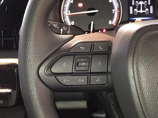 ノア Ｘ　ダブルエアコン　ＬＥＤヘッド　盗難防止システム　バックカメラ　オートエアコン　クルーズコントロール　４ＷＤ　エアバッグ　ＡＢＳ　寒冷地仕様　ミュージックプレイヤー接続可　３列シート　キーレス　ＴＳＳ（17枚目）