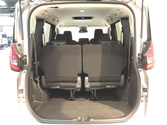 ノア Ｘ　ダブルエアコン　ＬＥＤヘッド　盗難防止システム　バックカメラ　オートエアコン　クルーズコントロール　４ＷＤ　エアバッグ　ＡＢＳ　寒冷地仕様　ミュージックプレイヤー接続可　３列シート　キーレス　ＴＳＳ（35枚目）