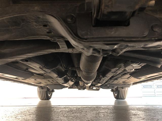 カローラフィールダー １．５Ｇ　ダブルバイビー　メモリナビ　バックモニタ　サイドエアバッグ　ナビ＆ＴＶ　エアバッグ　助手席エアバッグ　キーレス　パワーウィンドウ　横滑り防止機能　オートエアコン　ＡＢＳ　ＤＶＤ再生　スマートキー　フルセグＴＶ　４ＷＤ（8枚目）