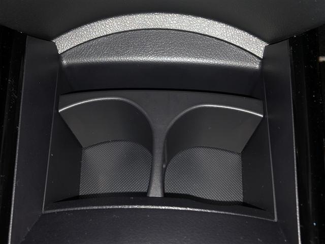 カローラフィールダー １．５Ｇ　ダブルバイビー　メモリナビ　バックモニタ　サイドエアバッグ　ナビ＆ＴＶ　エアバッグ　助手席エアバッグ　キーレス　パワーウィンドウ　横滑り防止機能　オートエアコン　ＡＢＳ　ＤＶＤ再生　スマートキー　フルセグＴＶ　４ＷＤ（29枚目）