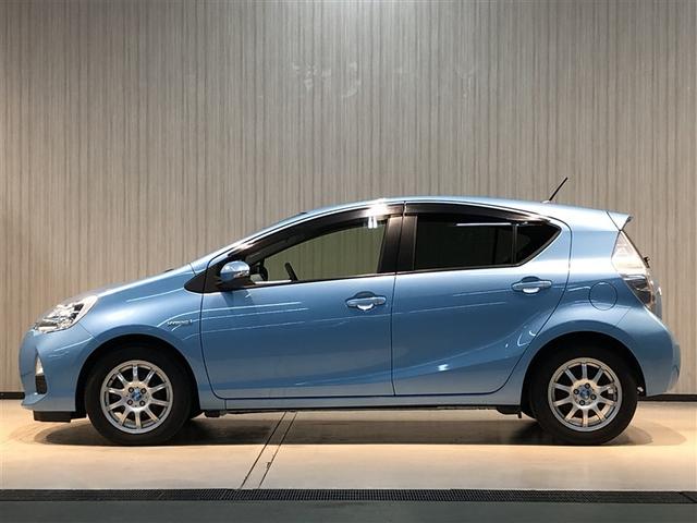 アクア Ｓ　スマートキープッシュスタート　キーレスエントリ　フルセグ地デジ　イモビ　ナビ＆ＴＶ　オートエアコン　デュアルエアバック　ＥＳＣ　パワーウィンドウ　ＤＶＤ再生可能　アルミホイール　ＳＲＳ　ＡＢＳ（5枚目）