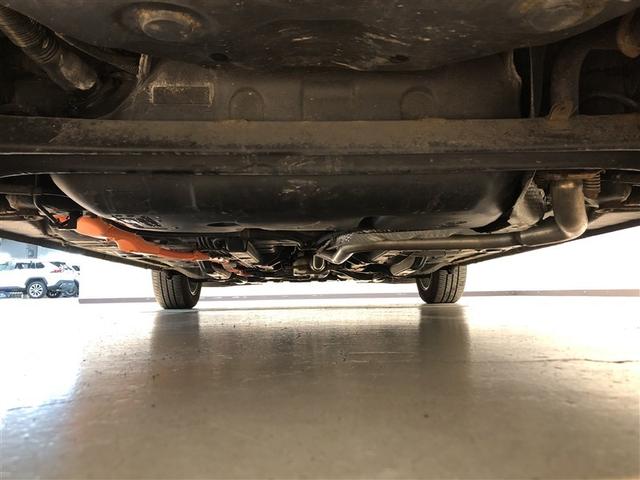 アクア Ｓ　スマートキープッシュスタート　キーレスエントリ　フルセグ地デジ　イモビ　ナビ＆ＴＶ　オートエアコン　デュアルエアバック　ＥＳＣ　パワーウィンドウ　ＤＶＤ再生可能　アルミホイール　ＳＲＳ　ＡＢＳ（8枚目）