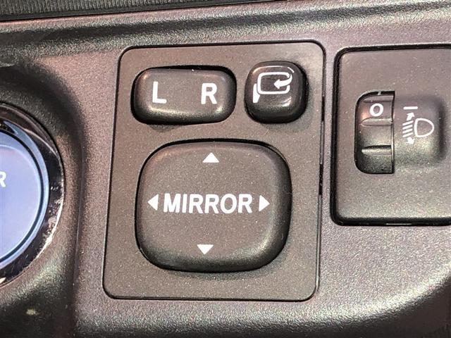 アクア Ｓ　スマートキープッシュスタート　キーレスエントリ　フルセグ地デジ　イモビ　ナビ＆ＴＶ　オートエアコン　デュアルエアバック　ＥＳＣ　パワーウィンドウ　ＤＶＤ再生可能　アルミホイール　ＳＲＳ　ＡＢＳ（22枚目）