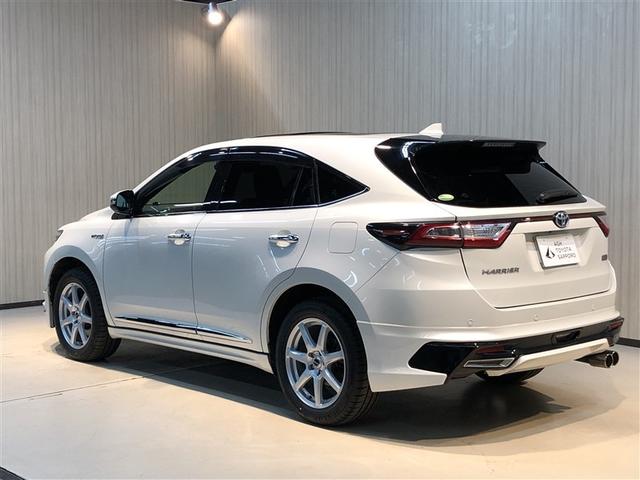 ハリアーハイブリッド プログレス メタル アンド レザーパッケージ 衝突軽減ブレーキ クルコン AW 本革シート DVD再生 ミュージックプレイヤー接続可 エアロ 記録簿有 LEDヘッドランプ Pシート メモリーナビ 横滑り防止装置 バックカメラ ナビ&TV 4WD(8枚目)