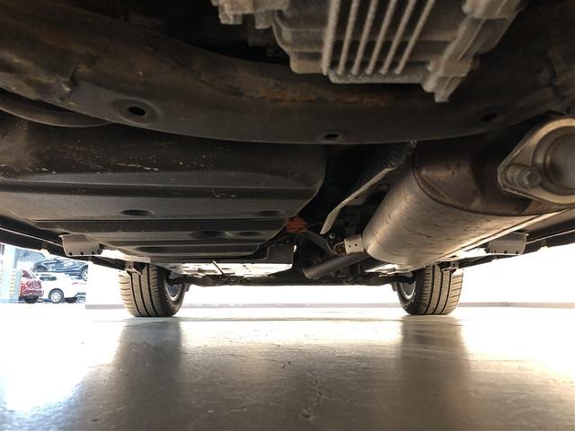 ハリアーハイブリッド プログレス メタル アンド レザーパッケージ 衝突軽減ブレーキ クルコン AW 本革シート DVD再生 ミュージックプレイヤー接続可 エアロ 記録簿有 LEDヘッドランプ Pシート メモリーナビ 横滑り防止装置 バックカメラ ナビ&TV 4WD(11枚目)