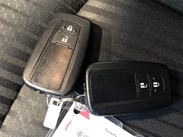 プリウス A PCS AC100V電源 LEDランプ パワーシート ドライブレコーダー 4WD オートエアコン ETC付 ミュージックプレイヤー接続可 盗難防止システム ナビ&TV スマートキー オートクルーズ(23枚目)