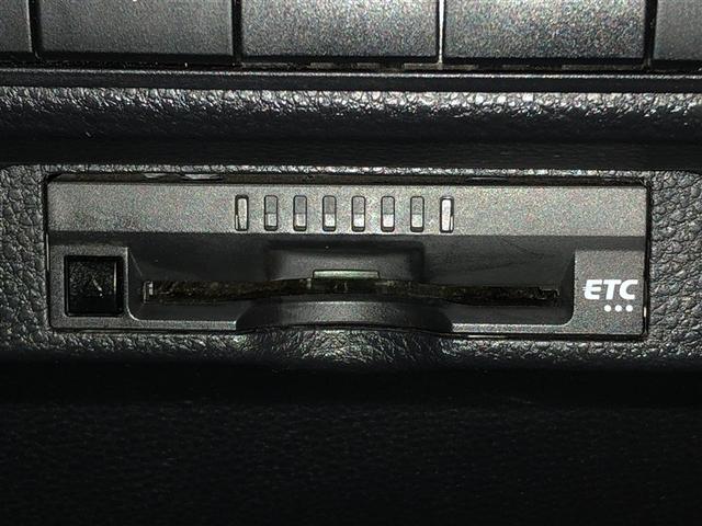 カローラスポーツ Ｇ　Ｘ　ドラレコ　アイドリングストップ　ナビ　ＬＥＤヘッドランプ　バックカメラ　衝突被害軽減システム　４ＷＤ　メモリーナビ　ミュージックプレイヤー接続可　ＥＴＣ　スマートキー　オートクルーズコントロール（22枚目）