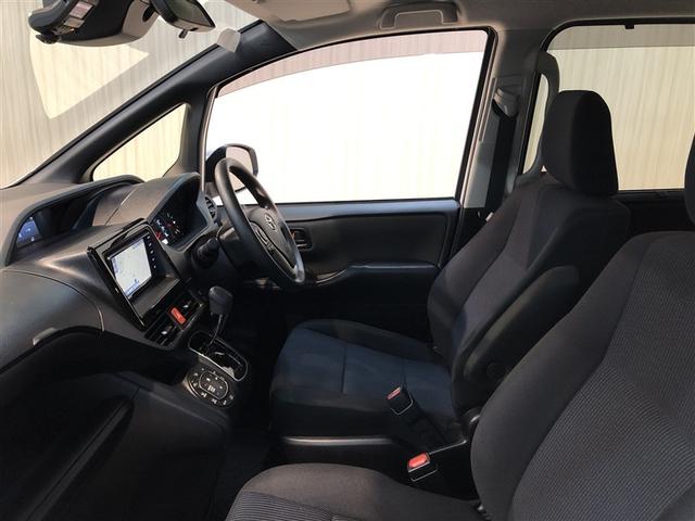 ノア Ｘ　ＡＵＸ　リアオートエアコン　パワーステアリング　助手席エアバック　オートクルーズコントロール　横滑り防止装置　ドライブレコーダー　キーレスエントリー　ナビ＆ＴＶ　オートエアコン　パワーウィンドウ（11枚目）