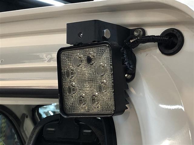 ハイゼットトラック 多目的ダンプ　ドラレコ　パワーウィンド　横滑り防止機能　バックカメラ　ＥＴＣ　マニュアルエアコン　ミュージックプレイヤー接続可　パートタイム４ＷＤ　ＡＢＳ　パワステ　運転席エアバッグ　キーレスキー　ナビＴＶ　ＤＶＤ（13枚目）