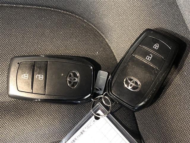 ヤリス X 追突防止装置 VSC スマートキー&プッシュスタート イモビライザー 寒冷地仕様 Bカメラ マニュアルエアコン ETC付 ナビ Aクルコン レンタアップ 4WD パワーウインドウ ABS キーレス(19枚目)