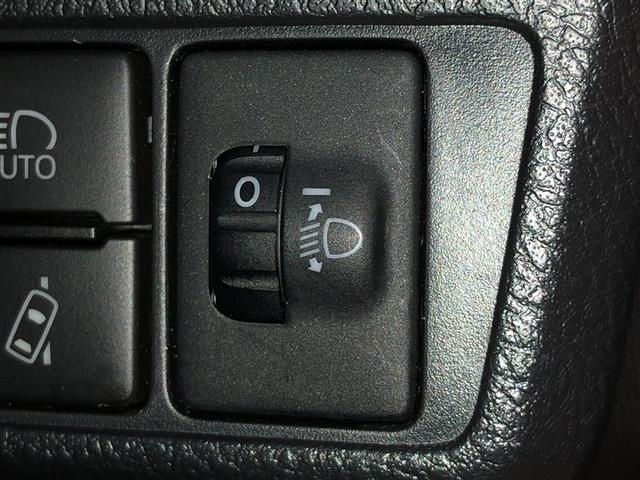 ��Ԑl����ו��̗ʂȂǂɂ��Ԃ̎p���̕ω��ɍ��킹�āA�w�b�h�����v�̌����𒲐����邱�Ƃ��ł��܂��B