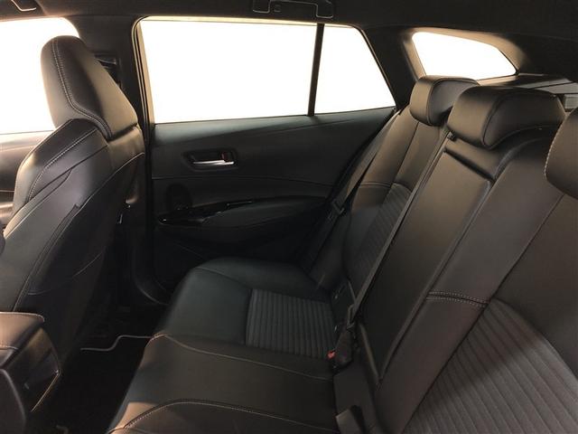 カローラツーリング ハイブリッド　ダブルバイビー　リアカメラ　ＬＥＤヘッドライト　寒冷地仕様車　メモリナビ　ドライブレコーダー　オートクルーズ　ナビ　エアコン　スマートキー　ＥＴＣ車載器　盗難防止装置　ＡＷ　ＡＢＳ　エアバッグ　４ＷＤ　ＡＣ１００Ｖ（12枚目）