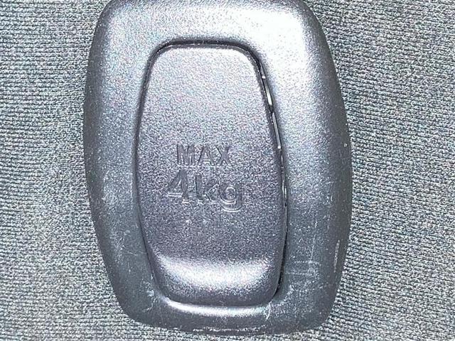 X 左右パワースライドドア リアクーラー ETC車載器 3列 AC ウォークスルー 盗難防止システム A-STOP ワンオーナー車 ESC フルセグTV LEDランプ パワステ フルフラット CD再生(21枚目)