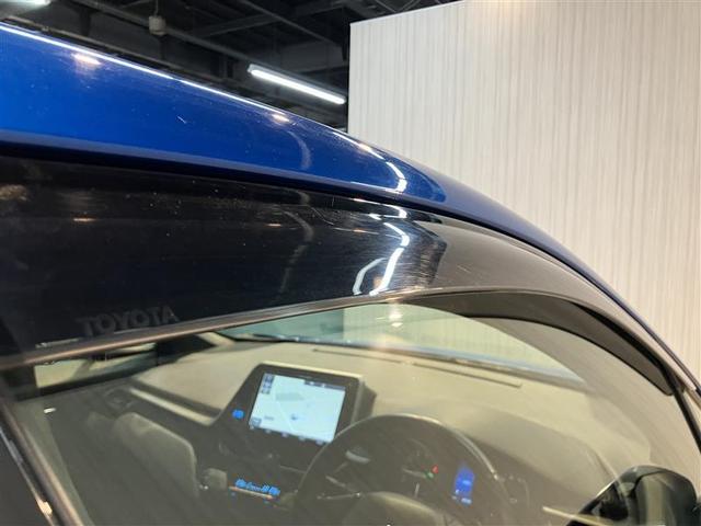 Ｃ－ＨＲ Ｇ－Ｔ　Ａクルコン　盗難防止装置　寒冷地　ＬＥＤヘッドランプ　ＤＶＤ　キーレス　フルセグ　ドラレコ付　メモリーナビ　ナビ・ＴＶ　スマートキー　４ＷＤ　ＥＴＣ　横滑り防止機能　ハーフレザーシート　アルミホイール（12枚目）