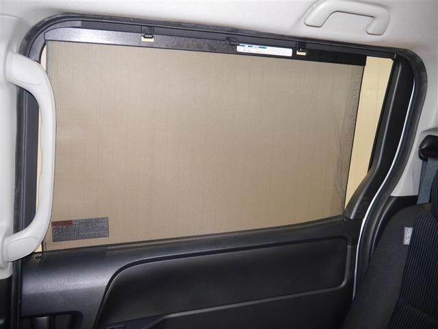 ノア Ｘ　ＡＵＸ　リアオートエアコン　パワーステアリング　助手席エアバック　オートクルーズコントロール　横滑り防止装置　キーレスエントリー　オートエアコン　ナビ　パワーウィンドウ　ＬＥＤヘッド　盗難防止装置（11枚目）