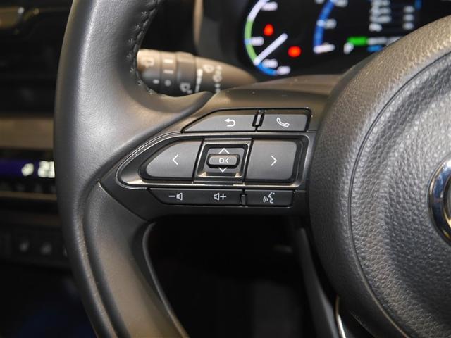 ヤリスクロス ハイブリッドＺ　クルーズＣ　横滑防止装置　リアカメラ　ワンオーナー車　フルセグ地デジ　ＬＥＤライト　メモリーナビゲーション　点検記録簿　ナビ＆ＴＶ　盗難防止装置　電動シート　ドライブレコーダー　ＡＷ　キーレス　ＡＢＳ（20枚目）