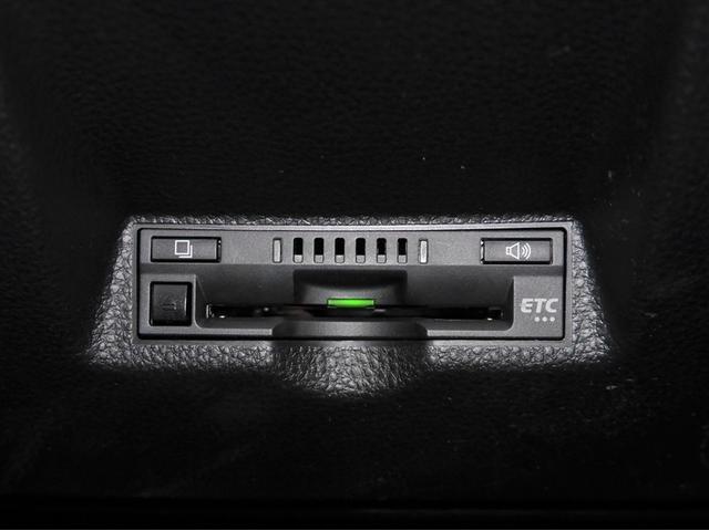 ヤリスクロス ハイブリッドＺ　クルーズＣ　横滑防止装置　リアカメラ　ワンオーナー車　フルセグ地デジ　ＬＥＤライト　メモリーナビゲーション　点検記録簿　ナビ＆ＴＶ　盗難防止装置　電動シート　ドライブレコーダー　ＡＷ　キーレス　ＡＢＳ（29枚目）