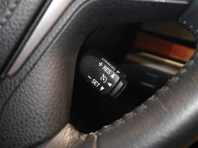 クラウン ロイヤルサルーンｉ－Ｆｏｕｒ　フルセグ地デジ　ＡＢＳ　エアバッグ　カーテンエアバック　スマートキ　盗難防止システム　オートエアコン　ＤＶＤ　クルーズコントロール　パワーシート　ＥＴＣ　Ｂカメラ　４ＷＤ　ドライブレコーダー　キーレス（17枚目）